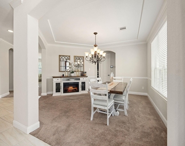 9338 Taylor Cliff Lane - Photo Thumbnail 14