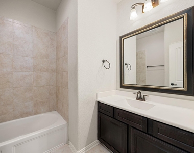 9338 Taylor Cliff Lane - Photo Thumbnail 38