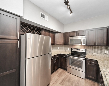 3003 Memorial Court - Photo Thumbnail 9