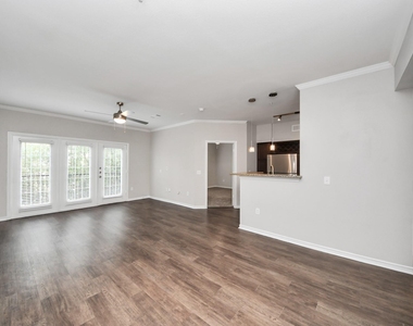 3003 Memorial Court - Photo Thumbnail 6