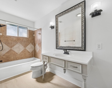 20806 Westgreen Court - Photo Thumbnail 14