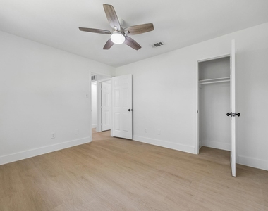 20806 Westgreen Court - Photo Thumbnail 24