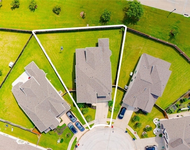 13806 Llano Basin Court - Photo Thumbnail 38