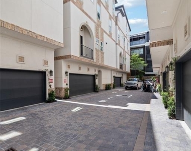 710 Delano Street - Photo Thumbnail 26
