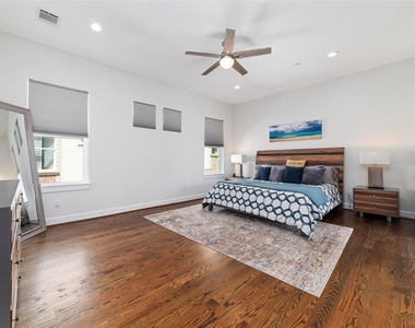710 Delano Street - Photo Thumbnail 6
