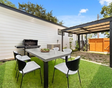6720 Cathcart Drive - Photo Thumbnail 16