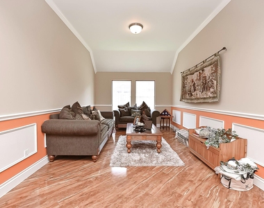 6308 Silver Thistle Lane - Photo Thumbnail 5