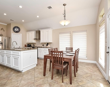 6308 Silver Thistle Lane - Photo Thumbnail 15