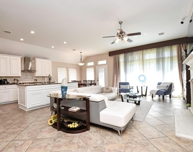 6308 Silver Thistle Lane - Photo Thumbnail 9