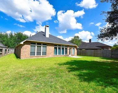 6308 Silver Thistle Lane - Photo Thumbnail 27