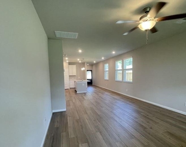 7052 Silverleaf Oak Street - Photo Thumbnail 7