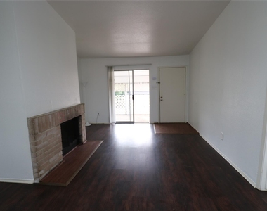12659 Ashford Meadow Drive - Photo Thumbnail 2