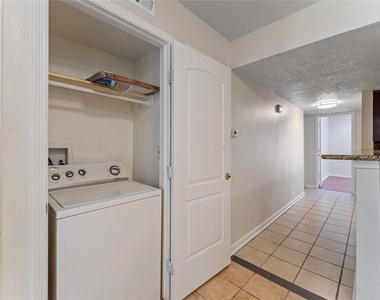 12633 Memorial Drive - Photo Thumbnail 13