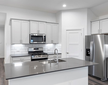 1589 Oakdale Crest Road - Photo Thumbnail 10