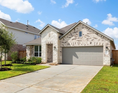 1589 Oakdale Crest Road - Photo Thumbnail 2