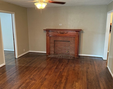 216 Schilling Street - Photo Thumbnail 2