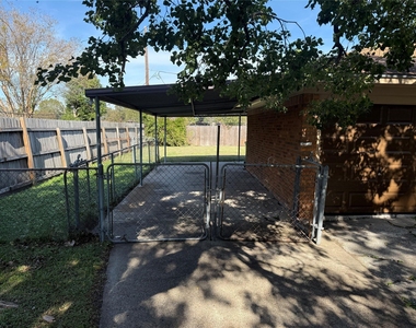 216 Schilling Street - Photo Thumbnail 10