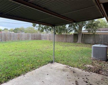 216 Schilling Street - Photo Thumbnail 11