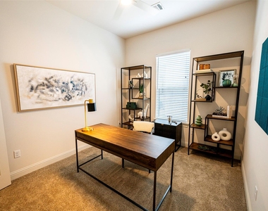 18302 Bayberry Heights Path - Photo Thumbnail 6