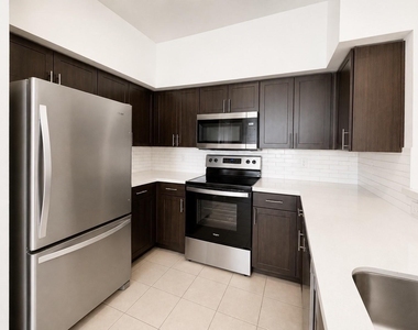 2222 Smith Street - Photo Thumbnail 4