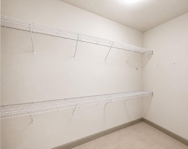 3788 Richmond Avenue - Photo Thumbnail 8