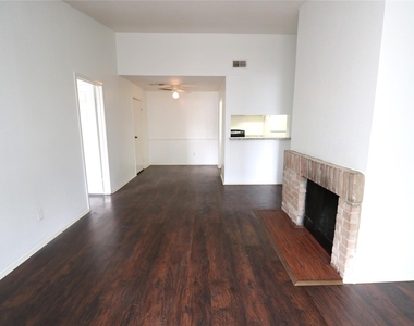 12659 Ashford Meadow Drive - Photo Thumbnail 9