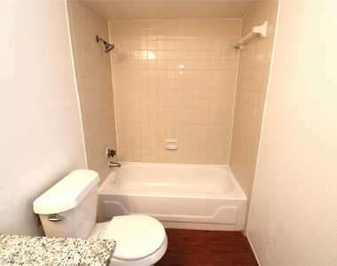 12659 Ashford Meadow Drive - Photo Thumbnail 16