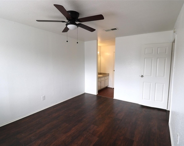 12659 Ashford Meadow Drive - Photo Thumbnail 12