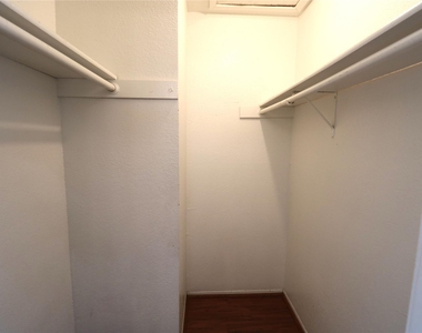 12659 Ashford Meadow Drive - Photo Thumbnail 14