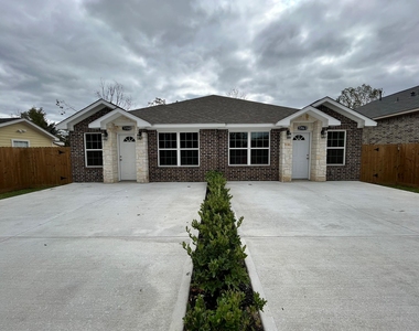 5706 Howell Street - Photo Thumbnail 24