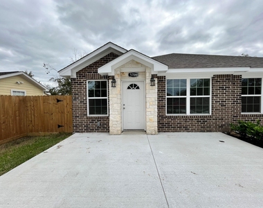 5706 Howell Street - Photo Thumbnail 27