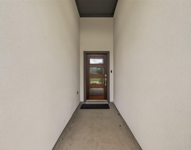 28419 Hazel Trail - Photo Thumbnail 5