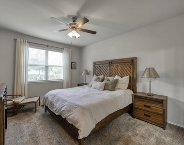 16451 Rosary Pea Place - Photo Thumbnail 14