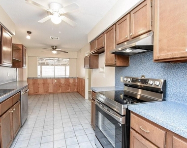 22814 Coriander Drive - Photo Thumbnail 15