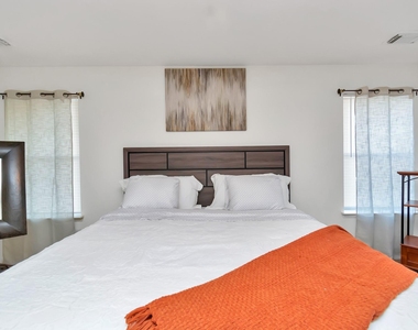1247 Coppermeade Drive - Photo Thumbnail 13