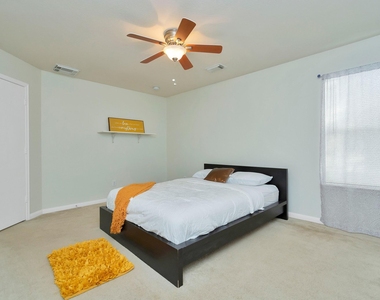 1247 Coppermeade Drive - Photo Thumbnail 18