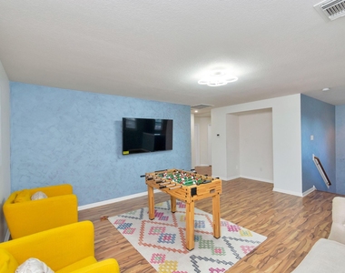 1247 Coppermeade Drive - Photo Thumbnail 31