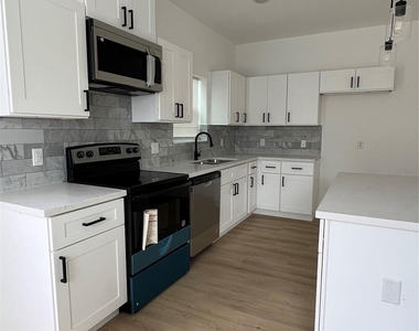 8605 Wileyvale Road - Photo Thumbnail 2