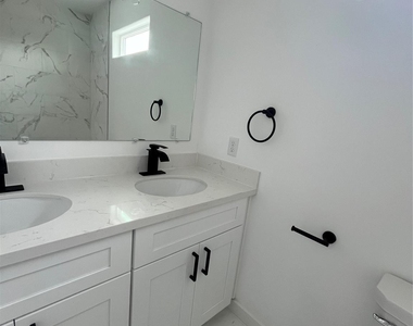 8605 Wileyvale Road - Photo Thumbnail 19