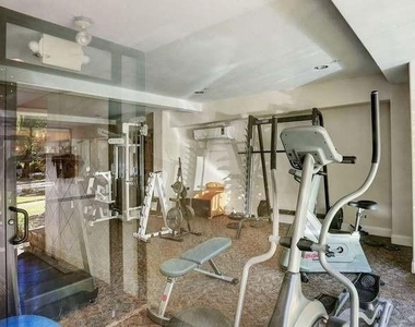 510 Lovett Boulevard - Photo Thumbnail 15