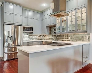 510 Lovett Boulevard - Photo Thumbnail 1