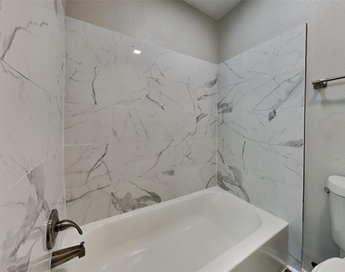 16854 Gleneagle Drive N - Photo Thumbnail 18
