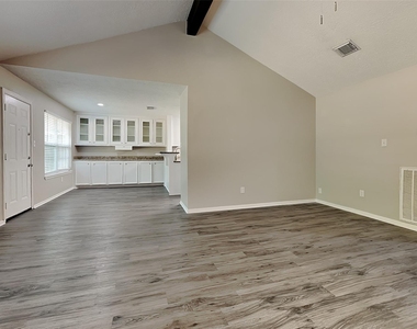 16854 Gleneagle Drive N - Photo Thumbnail 2