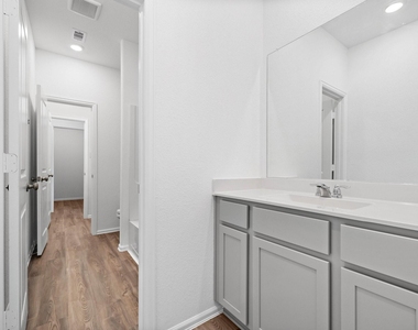5010 Lavaridge Drive - Photo Thumbnail 18