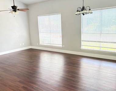 20315 Aspenwilde Drive - Photo Thumbnail 7