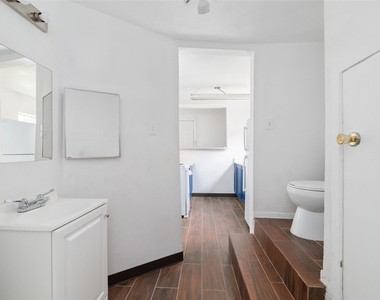 3705 Mandell Street - Photo Thumbnail 14
