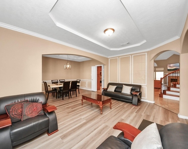 706 River Delta Lane - Photo Thumbnail 6