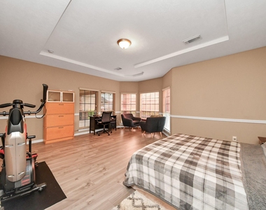 706 River Delta Lane - Photo Thumbnail 23