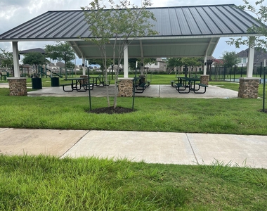 706 River Delta Lane - Photo Thumbnail 49