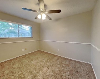 11914 Osage Park Drive - Photo Thumbnail 12